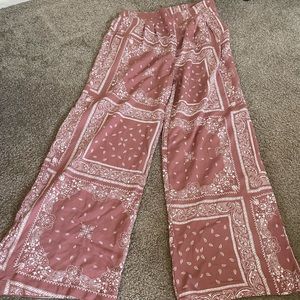 Wide leg pants